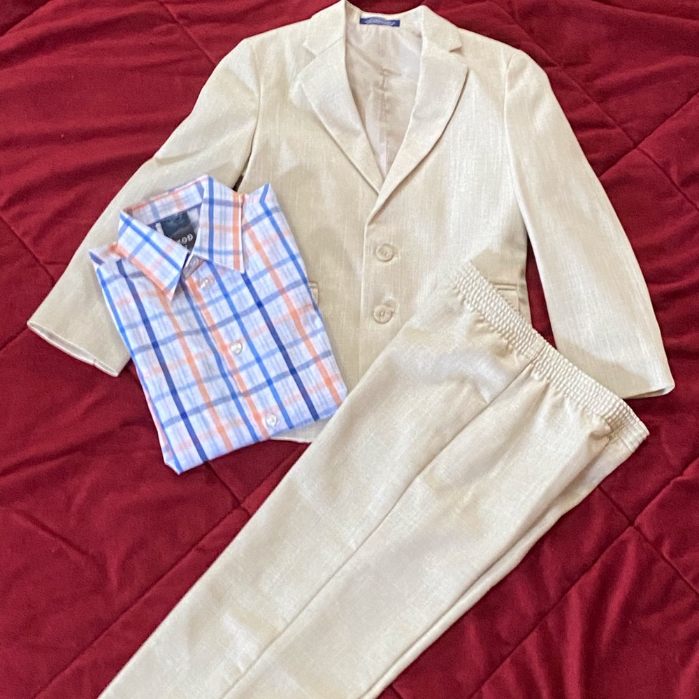 IZOD boys Suit and long sleeve shirt